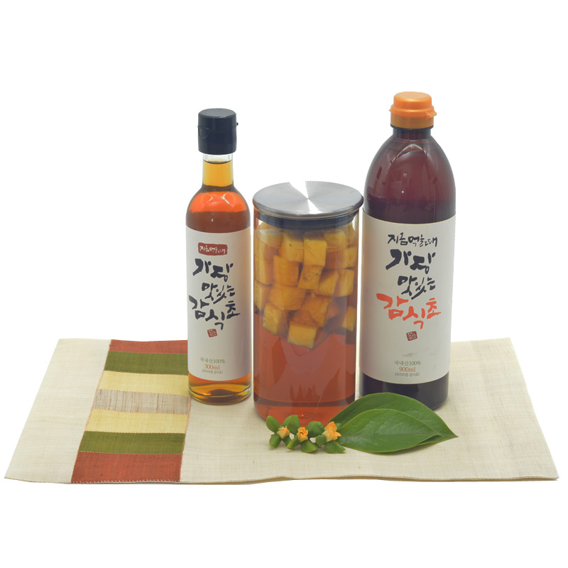 지금먹을때 가장 맛있는 감식초 [천연발효식초] 1.8ℓ × 2병